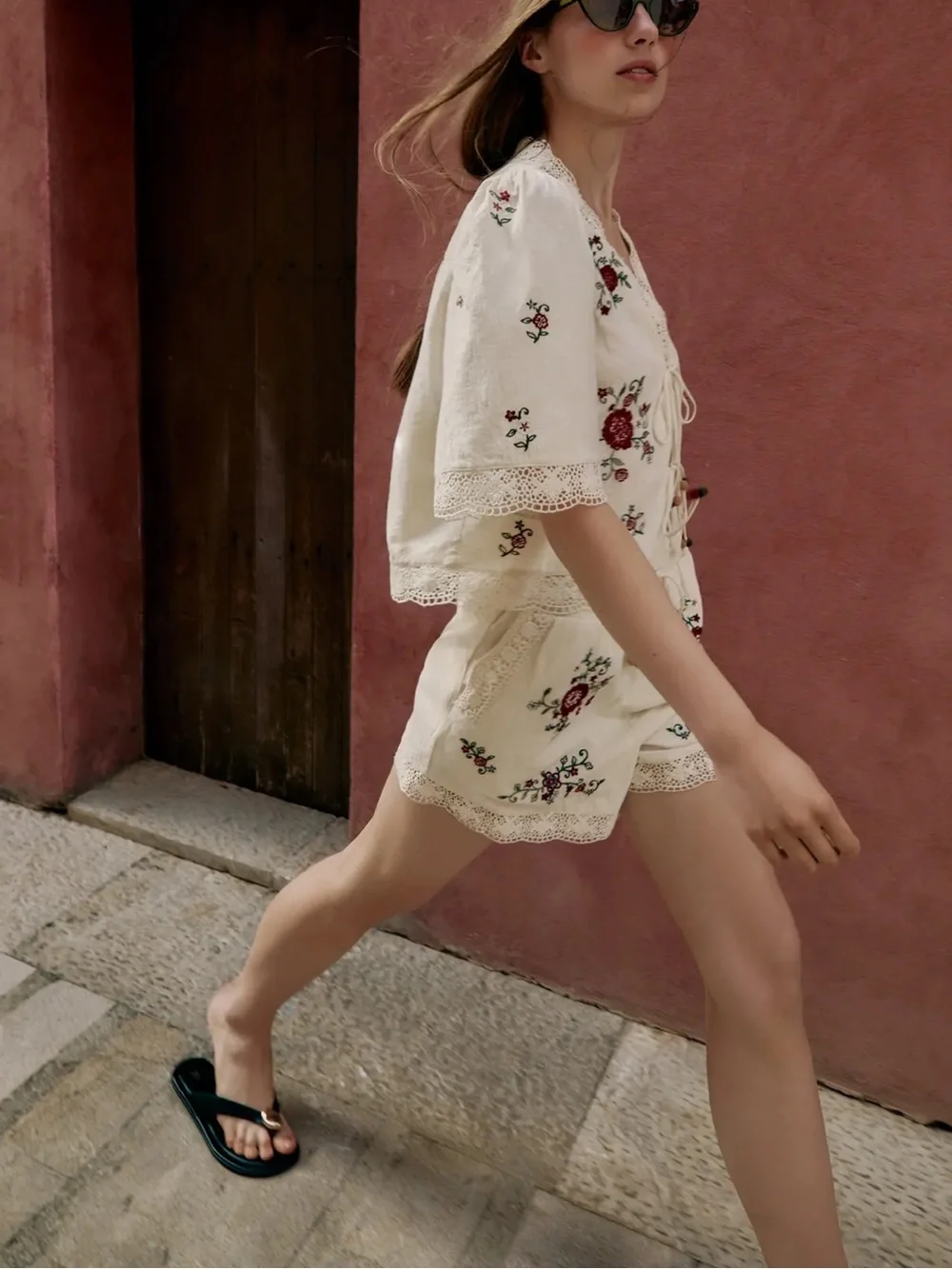 Zara 2 Pieces Embroidered Cotton Floral Top & Matching Shorts NWT